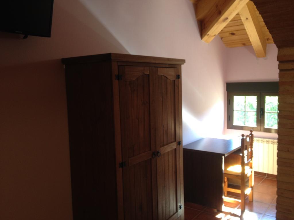 Hospedaje Rural Casa Parri Poveda de la Sierra Cameră foto
